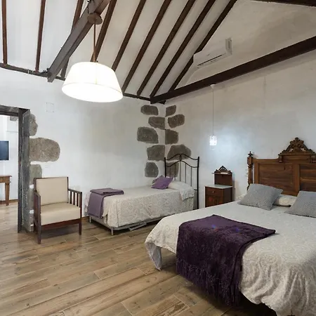 Vakantiehuis Vv La Casa Nueva Jacuzzi 6p, Wifi ,bbq, Ac